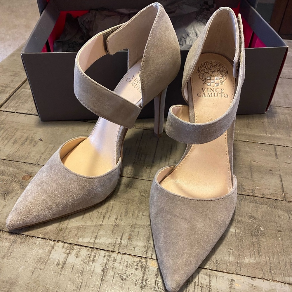 Vince Camuto Carlotte - Women's Beige Suede Heels size 7.5